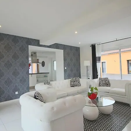 Arnage Corner - - Piscine - 20pers - Reve Au Mans *