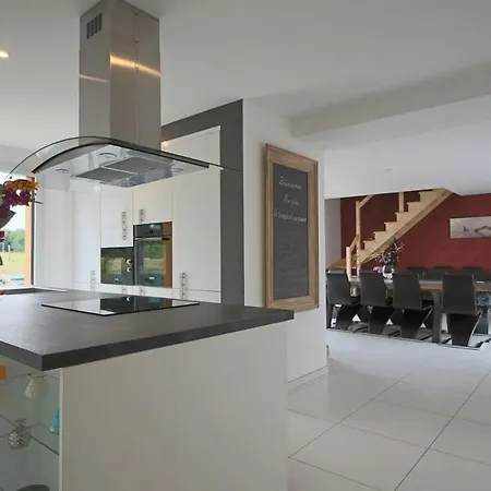 Arnage Corner - - Piscine - 20pers - Reve Au Mans Kır Evi *